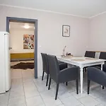 Holiday home Gemuetliches Familienfreundliches Im Gruenen Mit Hund *