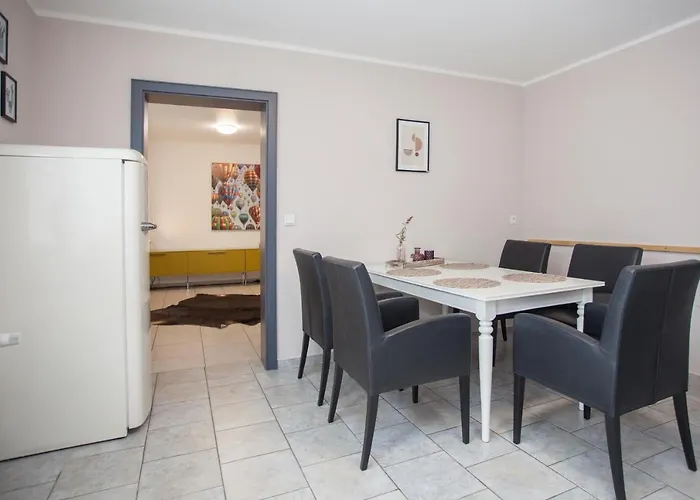 Tatil Evi Gemuetliches Familienfreundliches Im Gruenen Mit Hund *